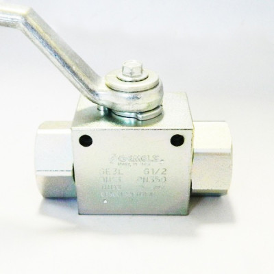 Vannes 3 voies passage en T percées