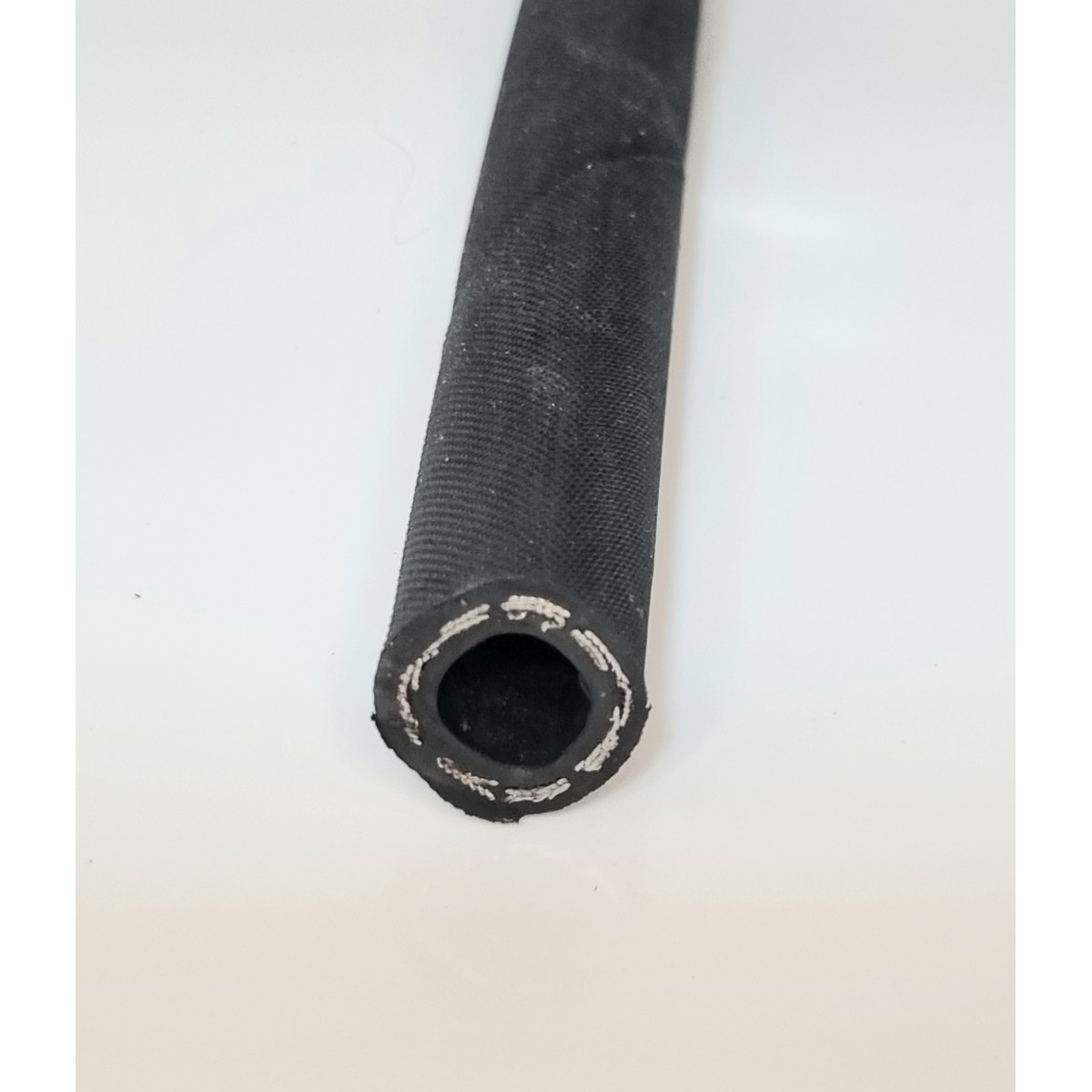 Tuyau hydrocarbure 100R4 tressé textile et spirale acier