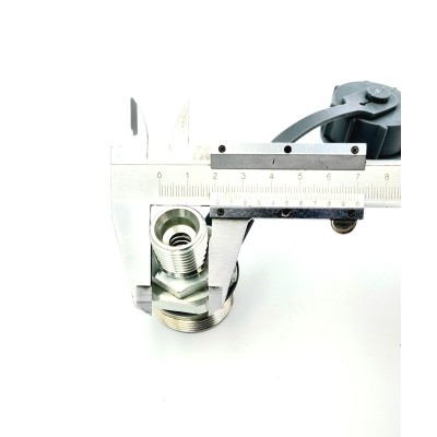 Valve à visser agricole mâle 1/2 BSP côté tracteur