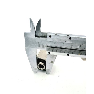 Embout à sertir femelle DKOS inox droit