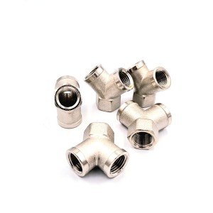 Raccord en Y égal femelle pneumatique