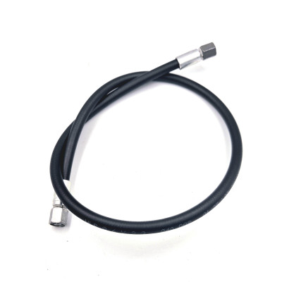 Flexible de graissage équipé embout femelle écrou métrique