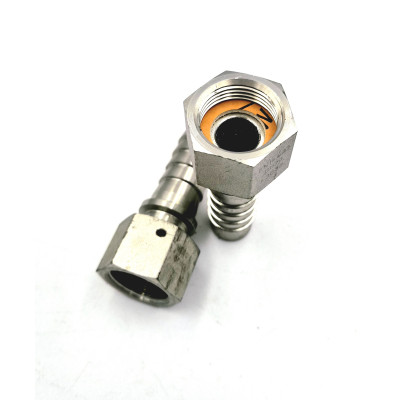 Flexible équipé aspiration refoulement hydraucarbure serti inox